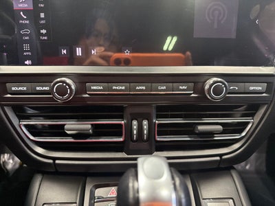 2020 Porsche Macan Turbo