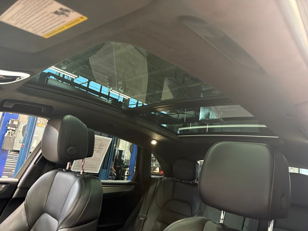 2020 Porsche Macan Turbo