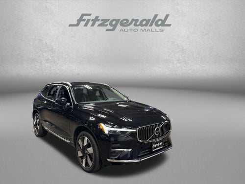 2023 Volvo XC60 Recharge Plug-In Hybrid T8 Plus Bright Theme