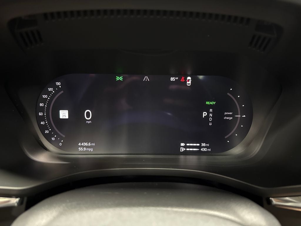 2023 Volvo XC60 Recharge Plug-In Hybrid T8 Plus Bright Theme