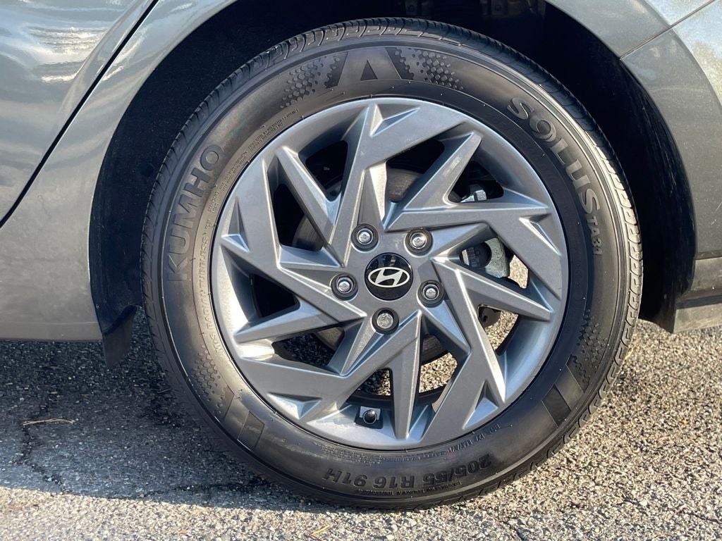 2024 Hyundai Elantra Hybrid Blue