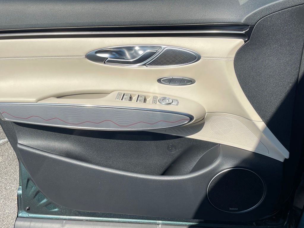 2023 Genesis GV70 2.5T