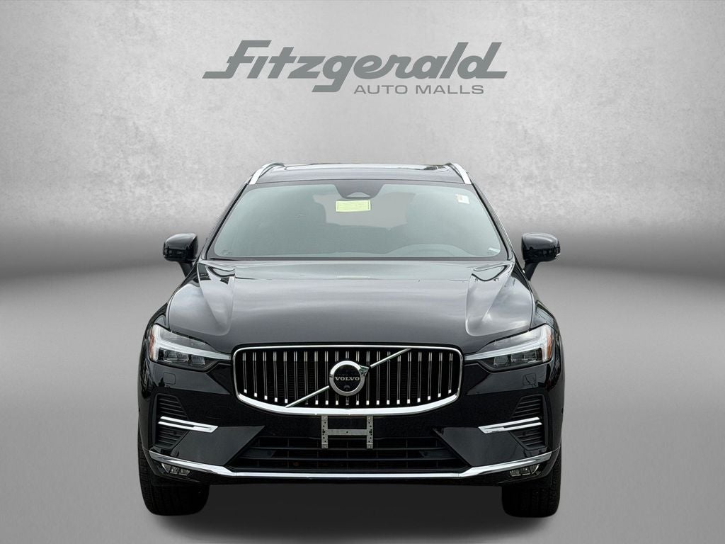 2023 Volvo XC60 B5 Plus Bright Theme