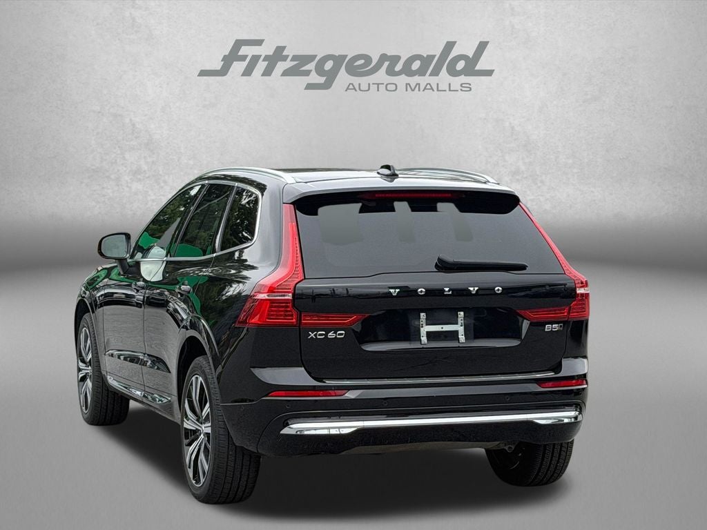 2023 Volvo XC60 B5 Plus Bright Theme