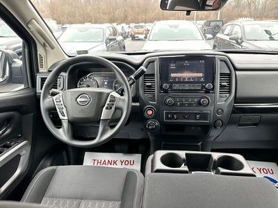 2024 Nissan Titan SV