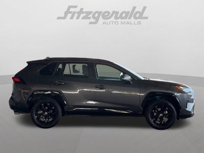 2024 Toyota RAV4 Hybrid SE