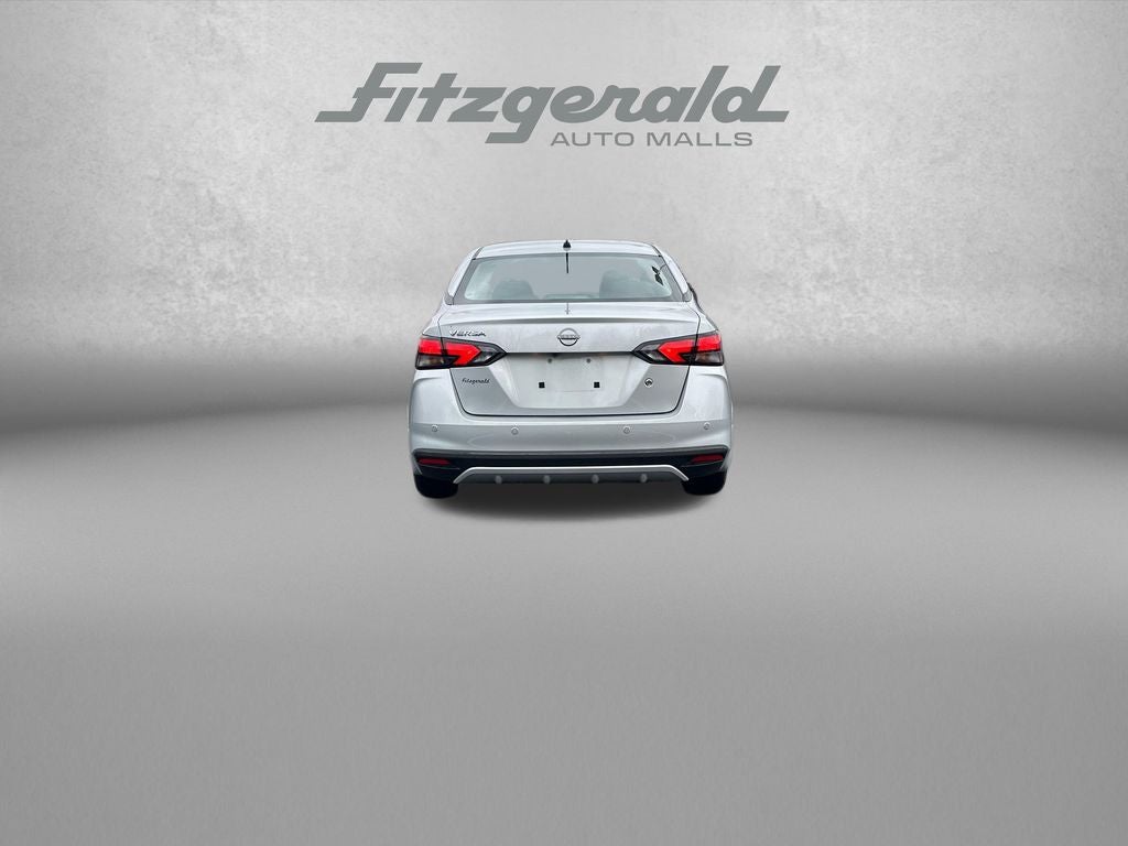 2024 Nissan Versa 1.6 S