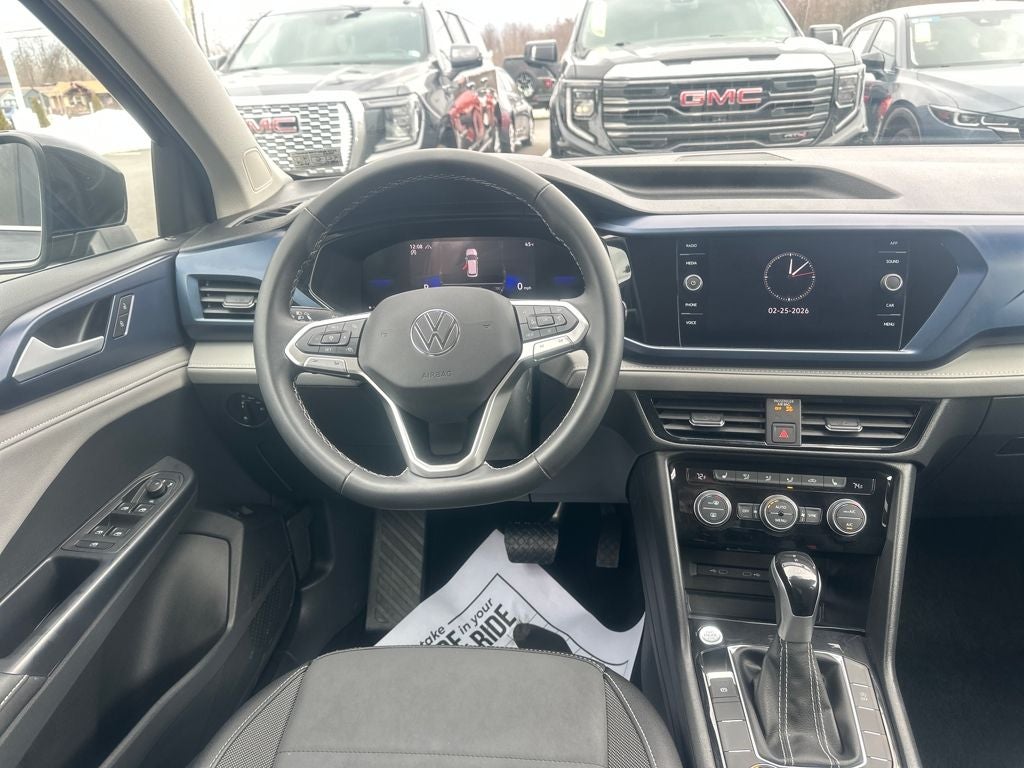 2024 Volkswagen Taos 1.5T SE