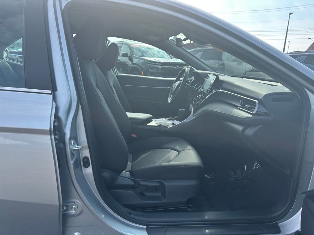 2023 Toyota CAMRY LE