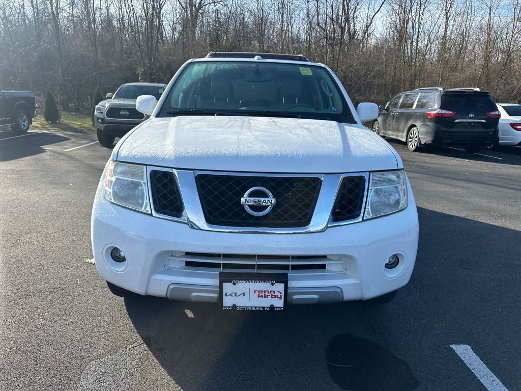 2012 Nissan Pathfinder LE