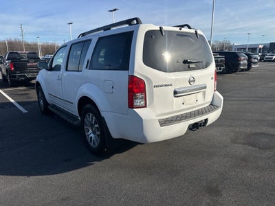 2012 Nissan Pathfinder LE
