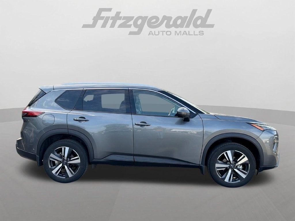 2024 Nissan Rogue SL