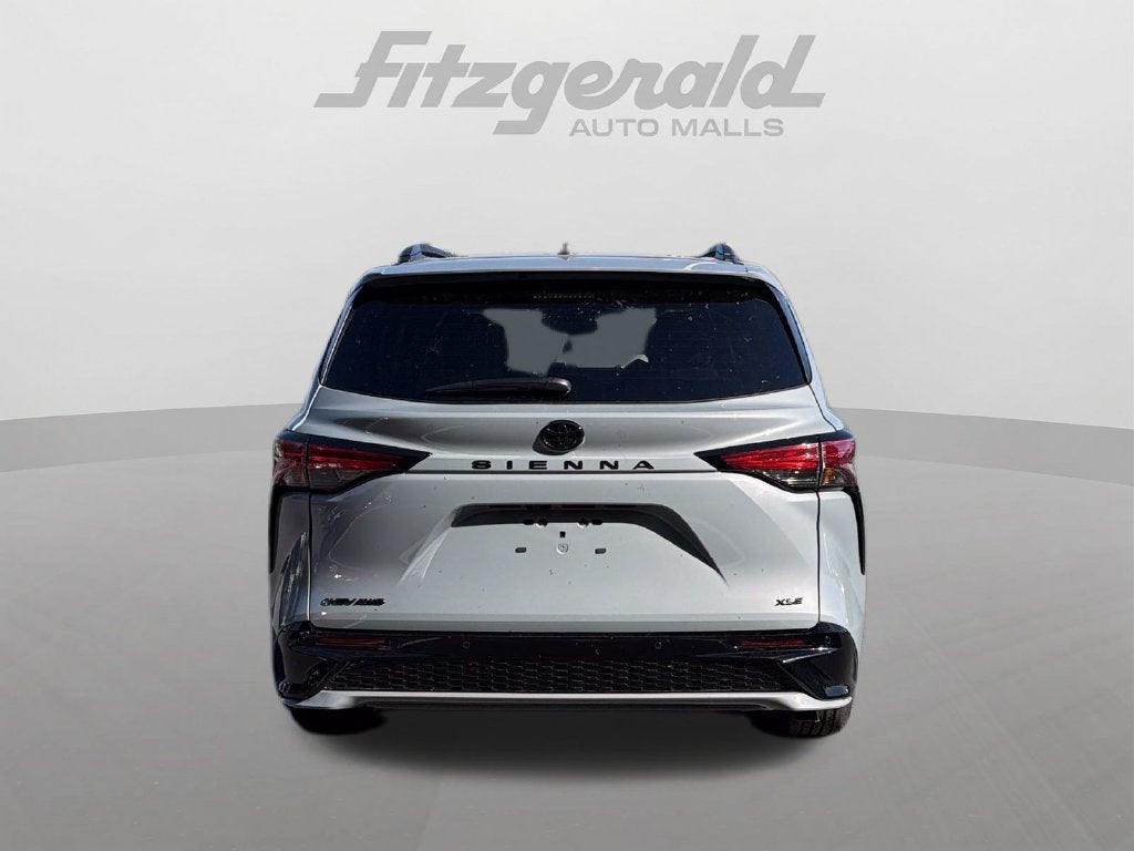 2026 Toyota Sienna XSE 7 Passenger