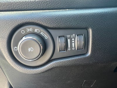 2024 Chrysler Pacifica Touring