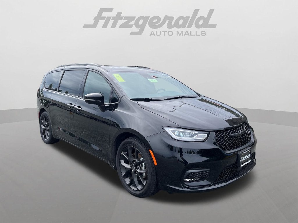 2025 Chrysler Pacifica