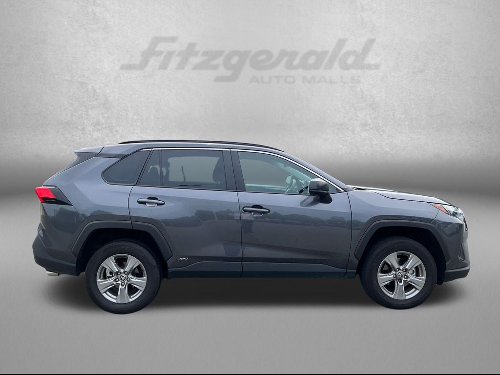 2025 Toyota RAV4 Hybrid LE
