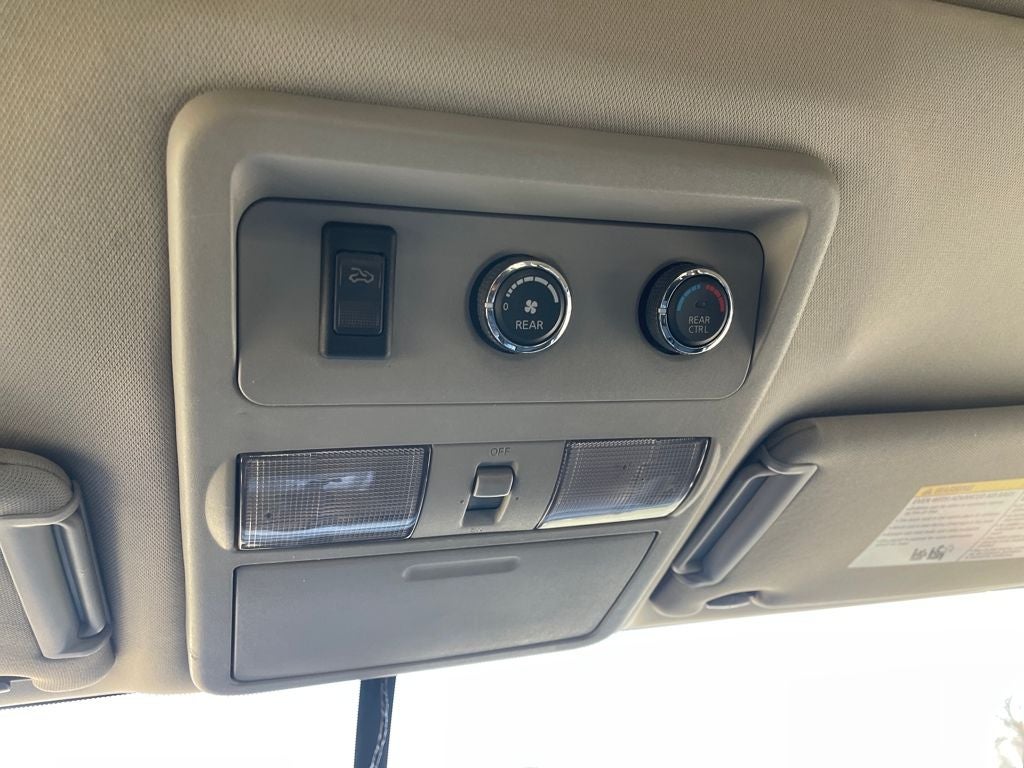 2011 Nissan Pathfinder SV