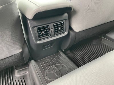 2024 Toyota Venza LE