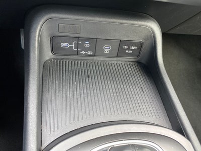 2024 Hyundai Kona SE