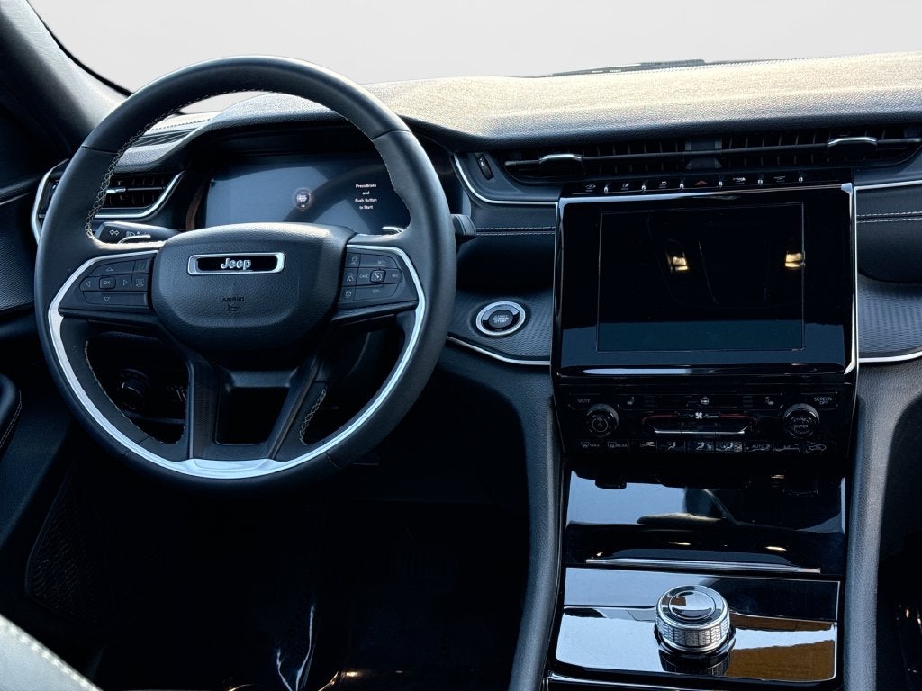 2023 Jeep Grand Cherokee L Altitude 4x4