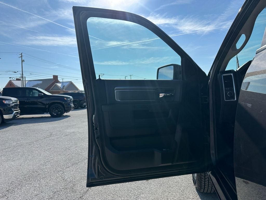 2024 RAM 1500 Classic SLT Quad Cab 4x4 6'4' Box