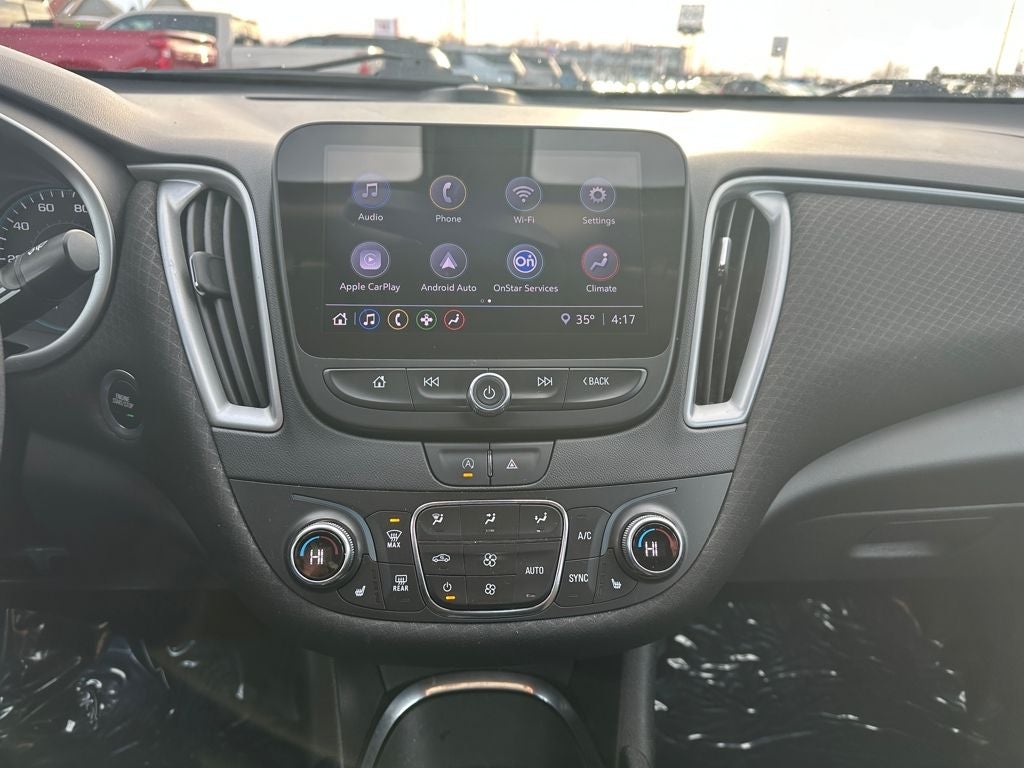 2022 Chevrolet Malibu FWD LT