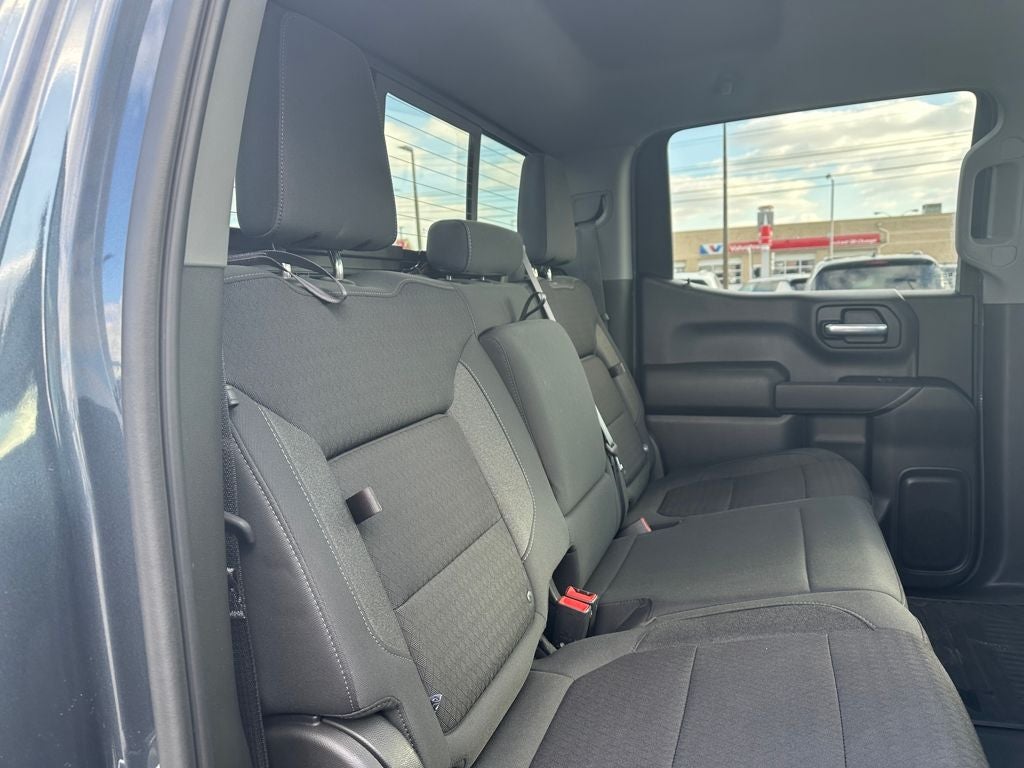 2021 Chevrolet Silverado 1500 4WD Crew Cab Short Bed LT