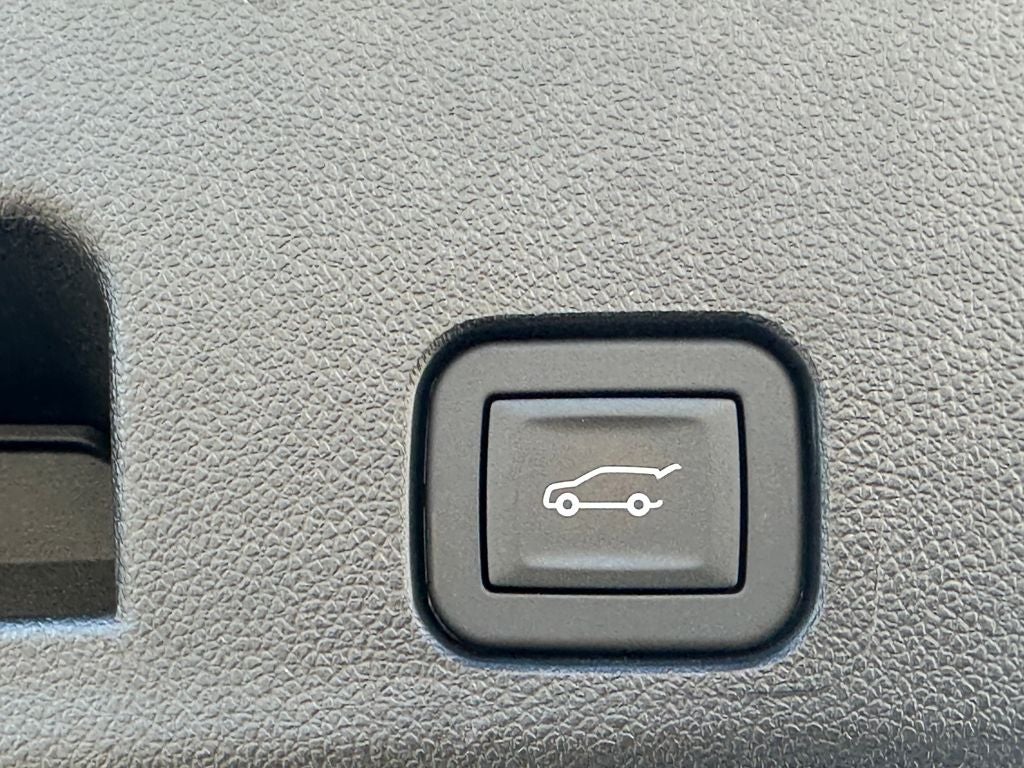 2025 Chevrolet Traverse LT 2LT