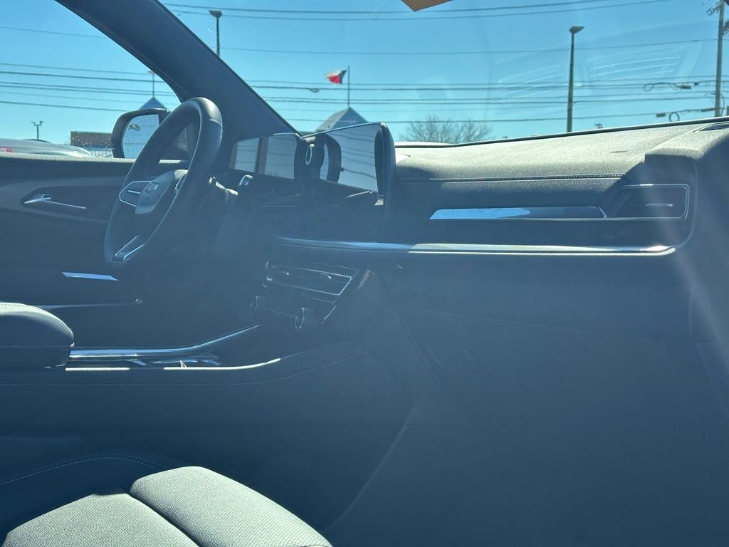 2025 Chevrolet Traverse LT 2LT