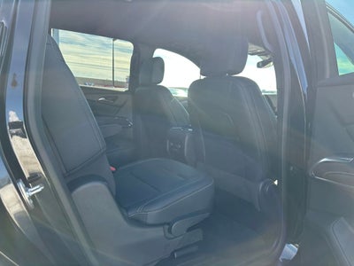 2025 Chevrolet Traverse AWD LT