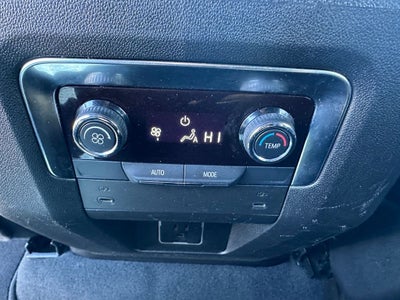 2025 Chevrolet Suburban 4WD LT