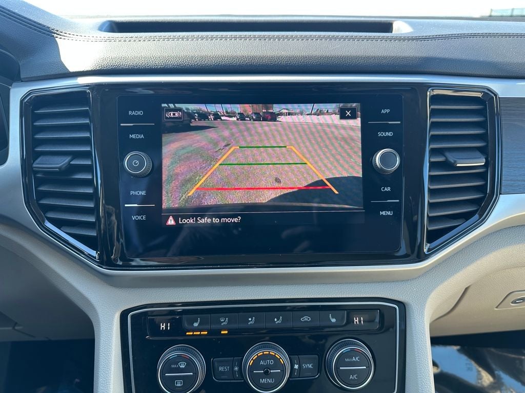 2023 Volkswagen Atlas 3.6L V6 SE w/Technology