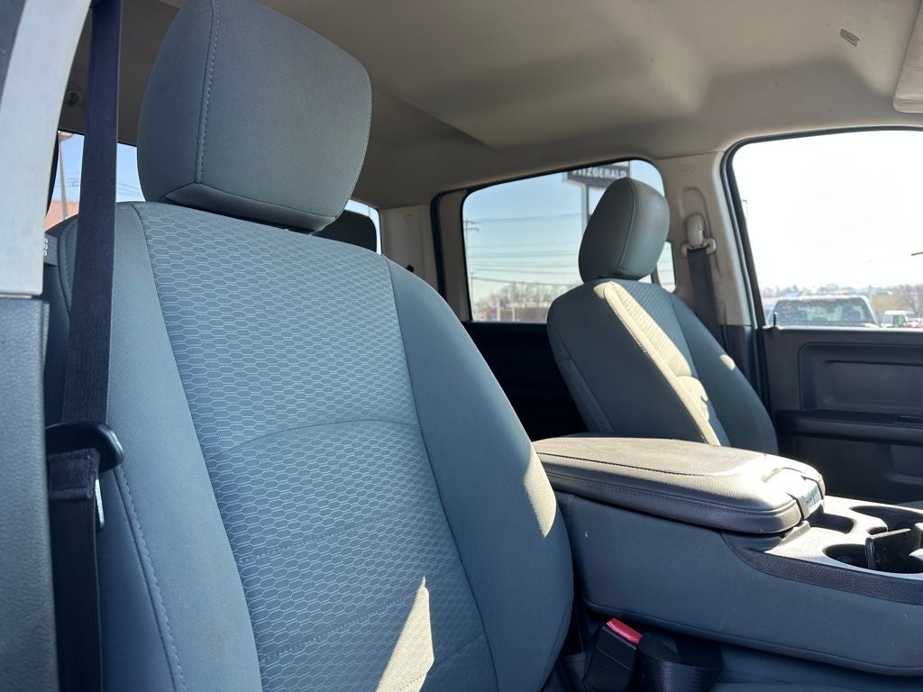 2018 RAM 2500 Tradesman Crew Cab 4x4 6'4' Box