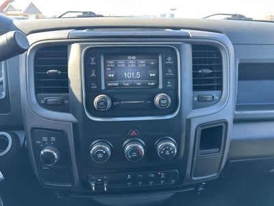 2018 RAM 2500 Tradesman Crew Cab 4x4 6'4' Box