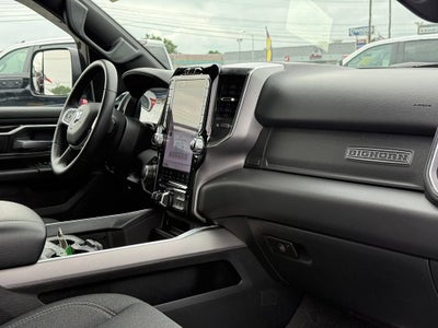 2024 RAM 1500 Big Horn Crew Cab 4x4 5'7" Box