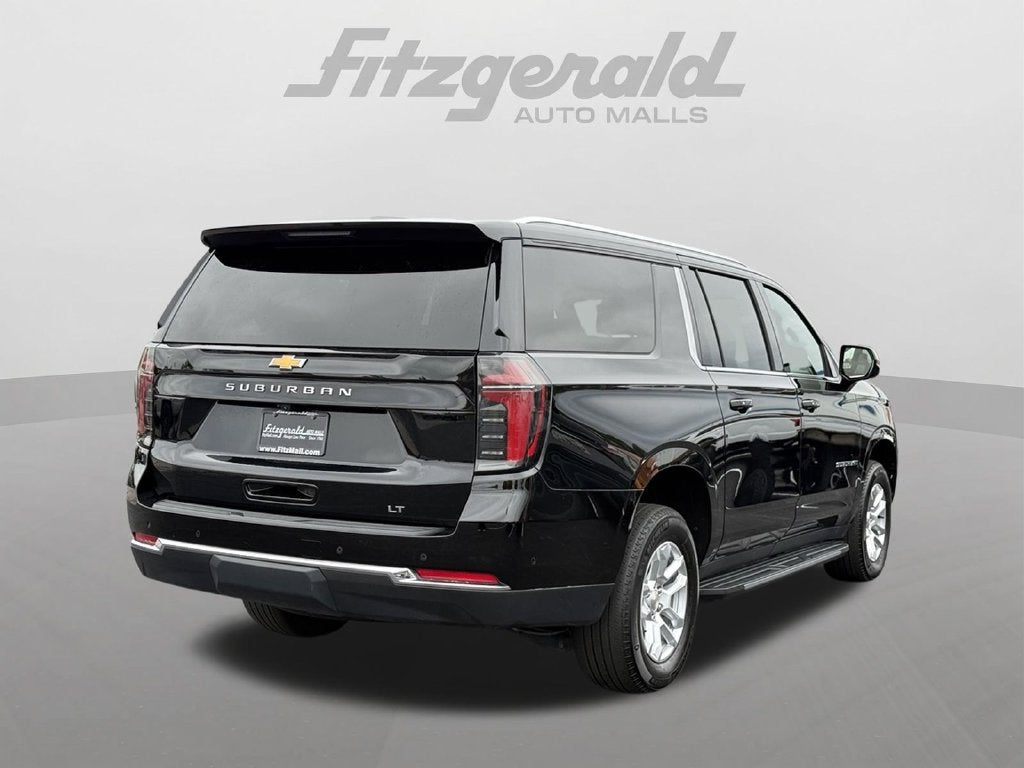 2025 Chevrolet Suburban LT