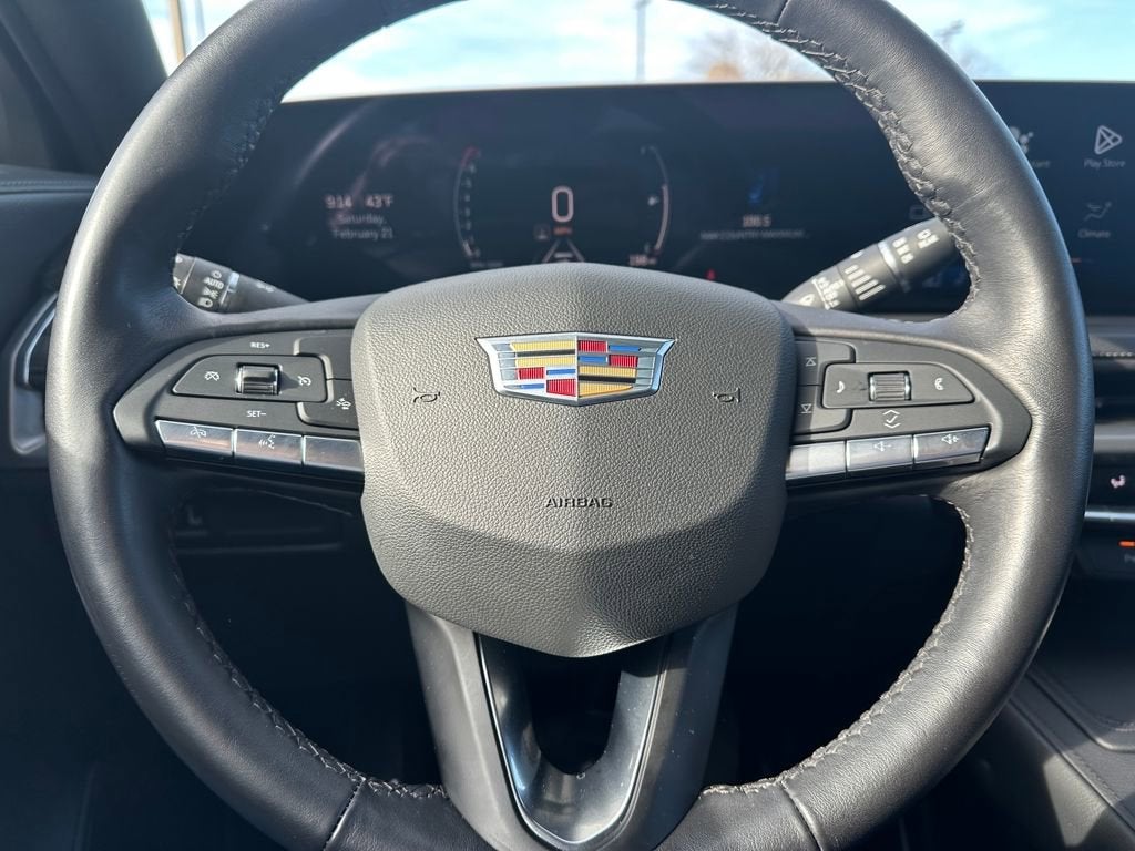 2025 Cadillac XT4 Premium Luxury