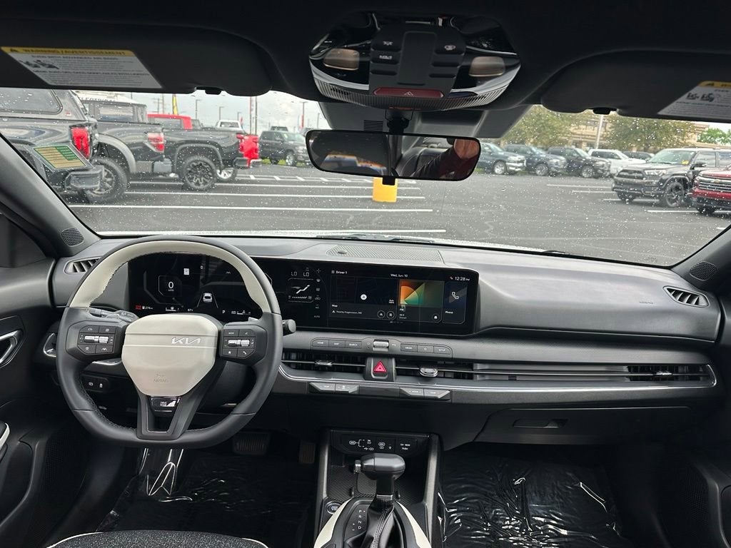 2025 Kia K4 GT-Line
