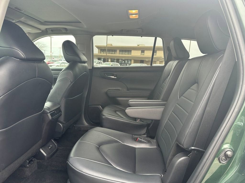 2024 Toyota Highlander XLE