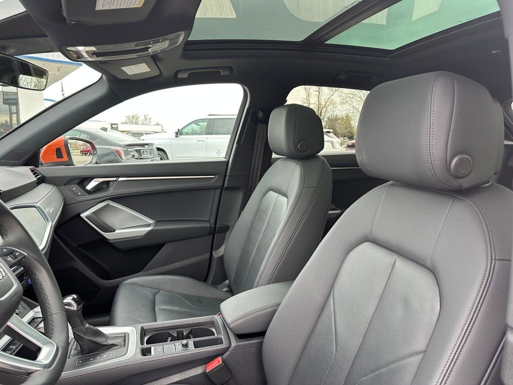 2025 Audi Q3 S line Premium