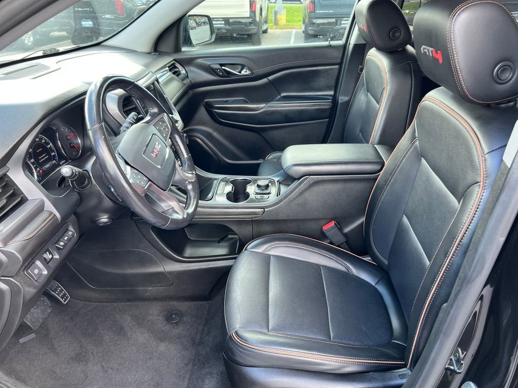 2021 GMC Acadia AT4