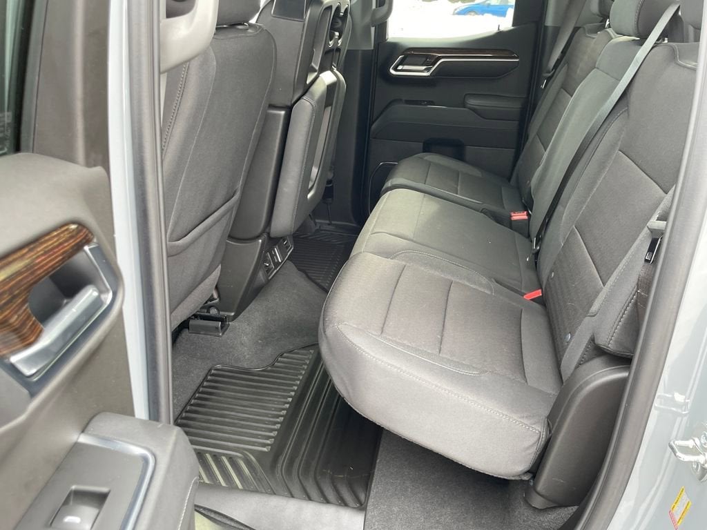 2025 GMC Sierra 1500 SLE