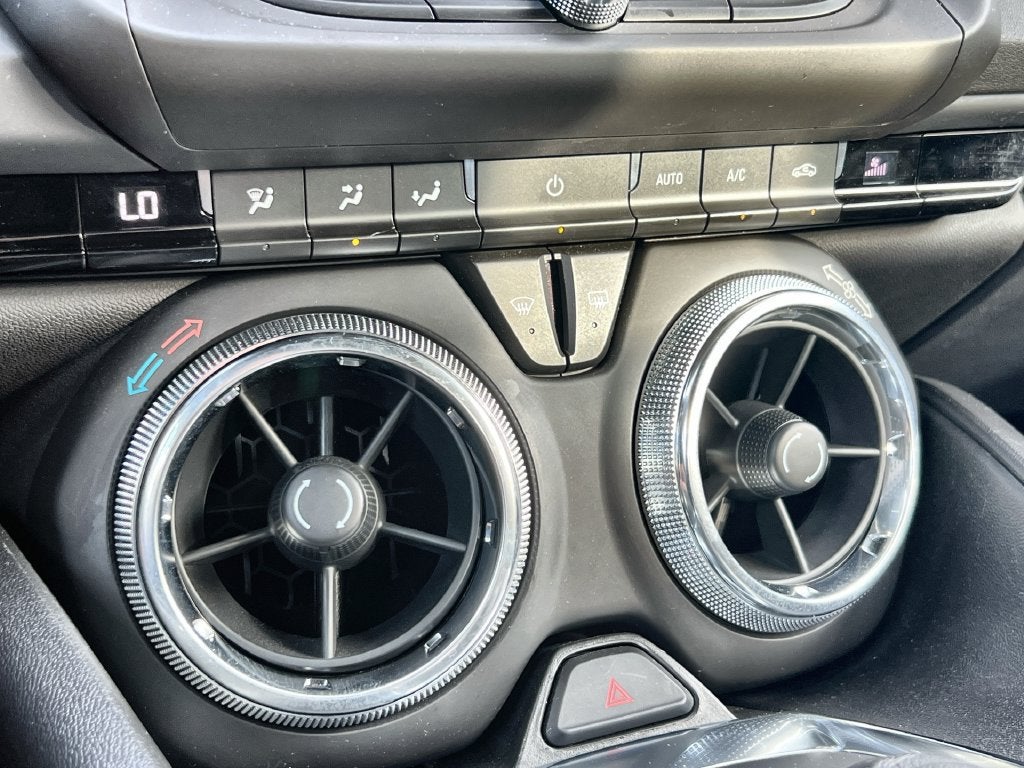 2023 Chevrolet Camaro LT1