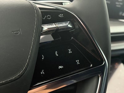 2026 Cadillac VISTIQ Premium Luxury