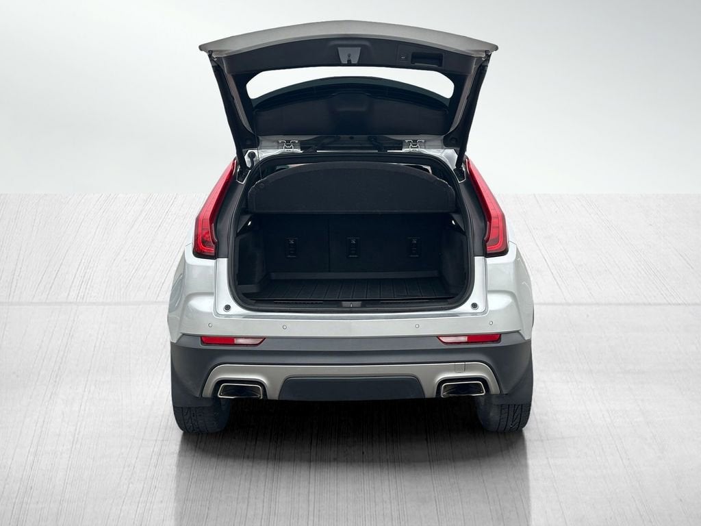 2021 Cadillac XT4 Premium Luxury