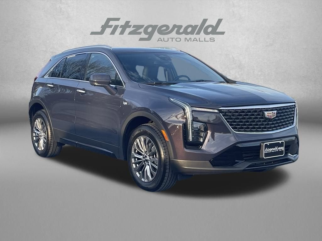 2025 Cadillac XT4 Premium Luxury