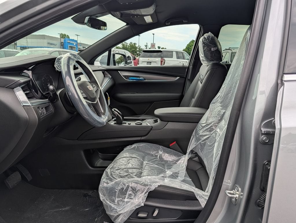 2026 Cadillac XT5 Luxury