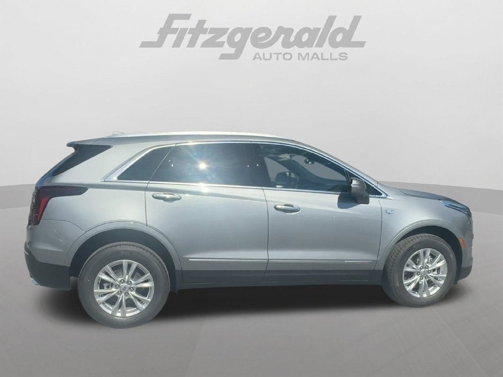 2026 Cadillac XT5 Luxury