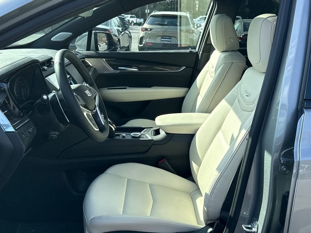 2026 Cadillac XT5 Sport