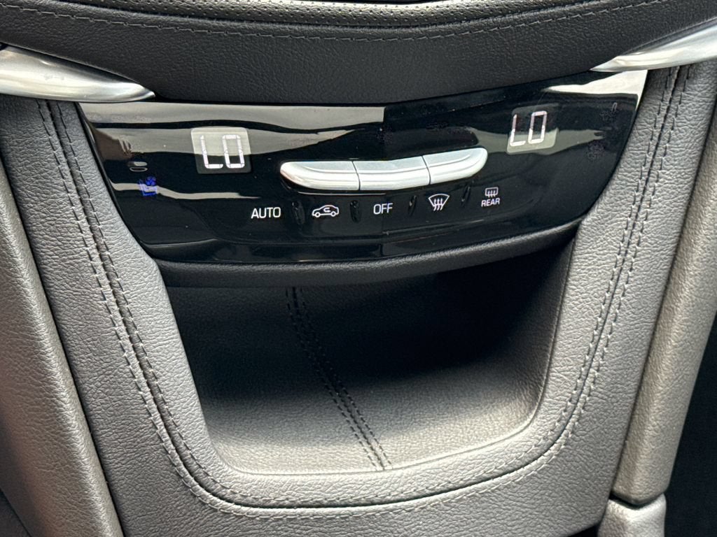 2026 Cadillac XT5 Sport